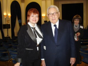 М.И. Романова и Генри Киссинджер